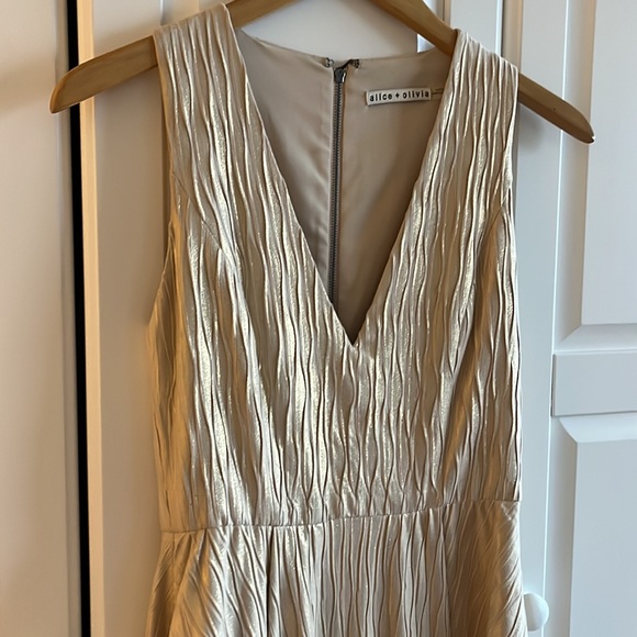 Alice + Olivia Dress - Picture 8 of 8